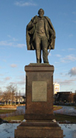 Cérémonie d'ouverture d'un monument à la mémoire de Dimitri Pavlovitch Riabouchinsky à Zheleznodorozhni, près de Koutchino le 31 octobre 2011 (son 129ème anniversaire) Sculpteurs : Sergey Yaloza & Denis Solov`ev